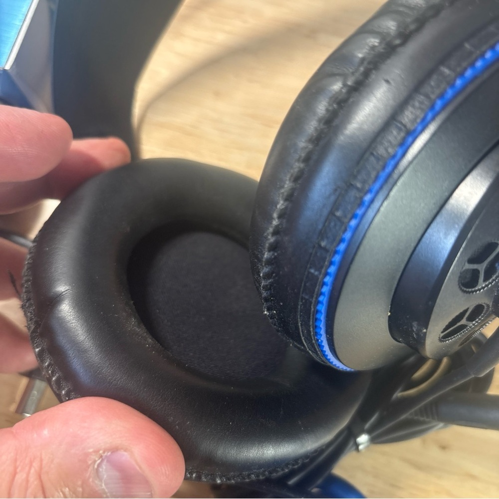 PreSonus AudioBox USB Recording Bundle - Picture 7 of 9